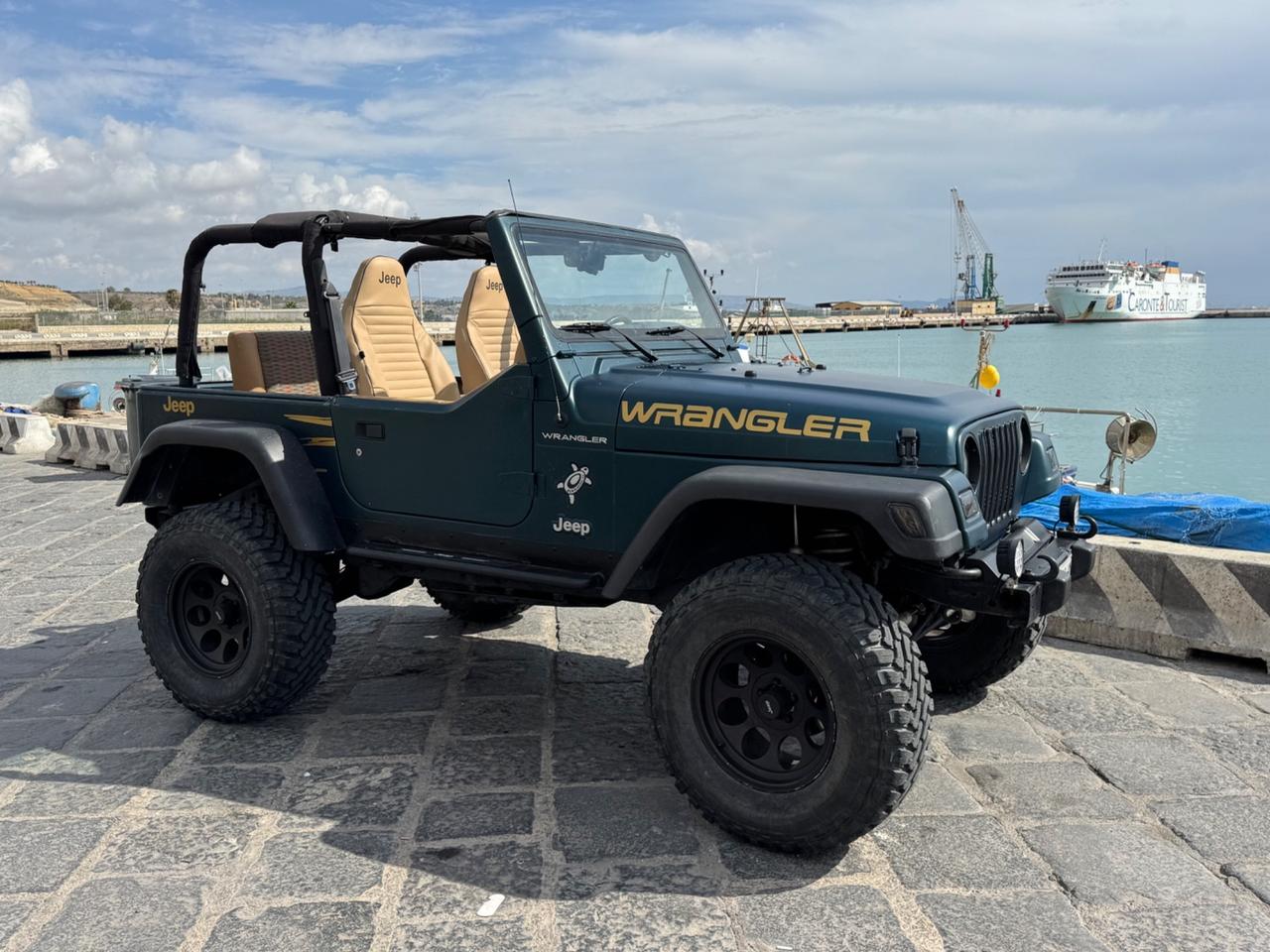 Jeep Wrangler 2.5 cat Soft top (EU)