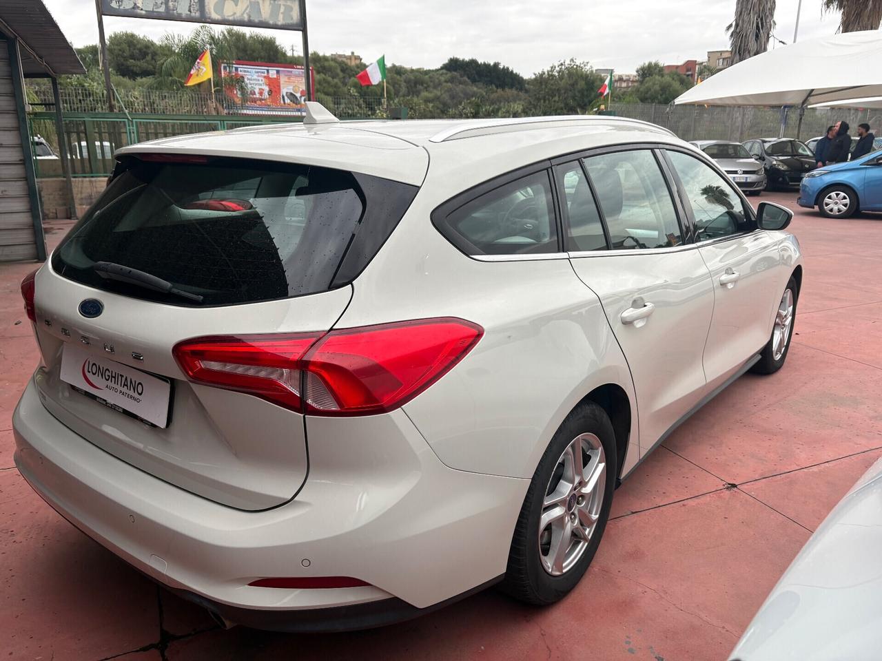 Ford Focus s.w. t.d.c.i. p.a.r.i.-a.l-.n.u.o.v.o.