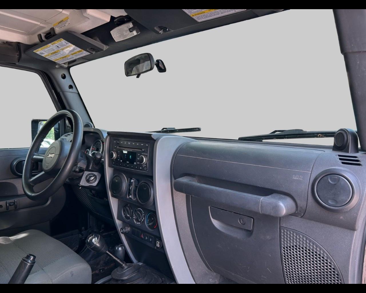 JEEP Wrangler III 2007 Unlimited - Wrangler Unlimited 2.8 crd Sah