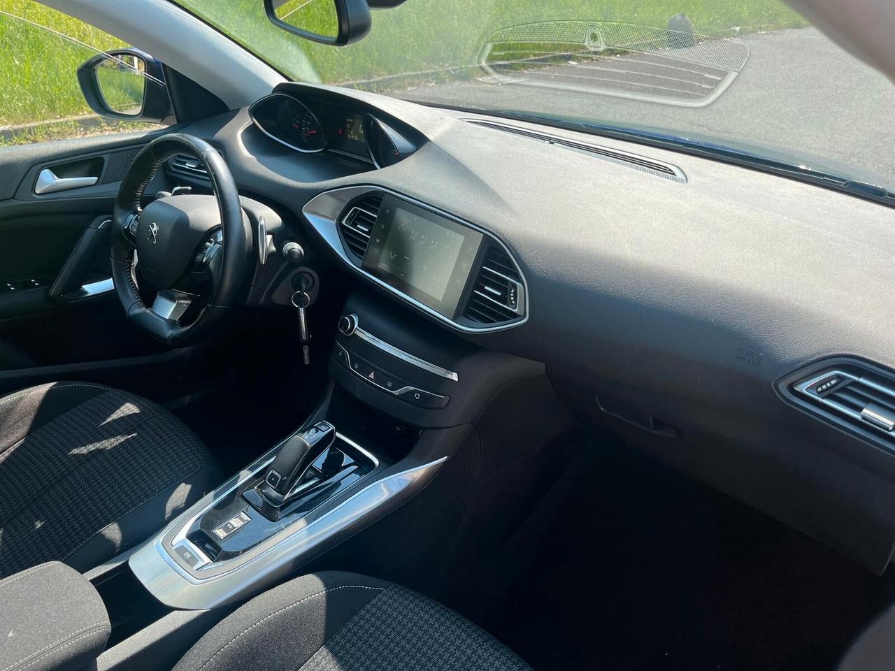 Peugeot 308 BlueHDi 130 S&S EAT6 Active