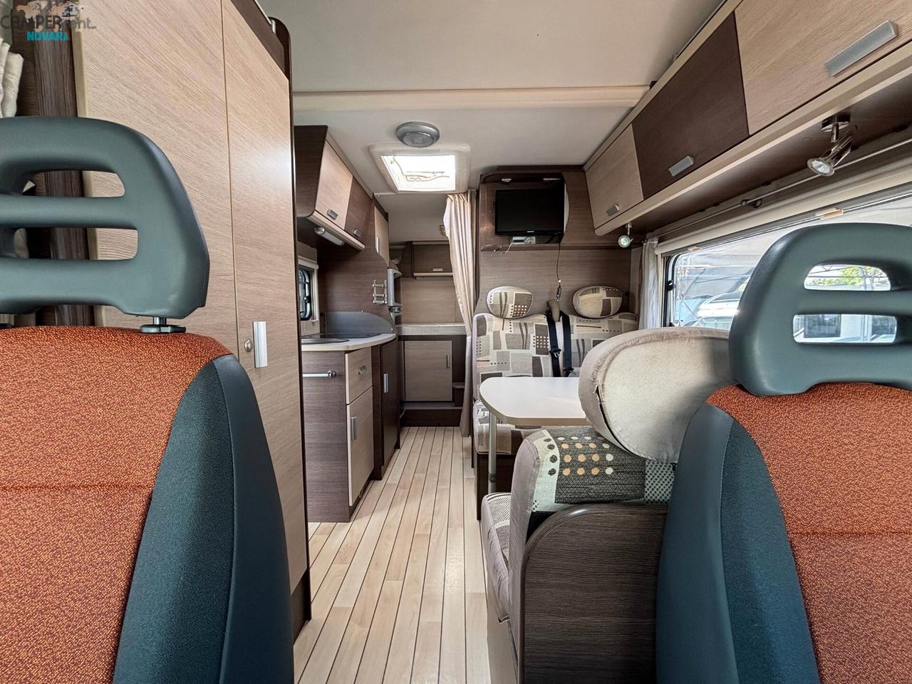 PILOTE BAVARIA A 70 - mansardato con letto matrimoniale in coda e garage