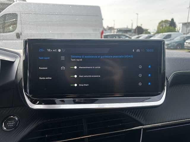 Peugeot 208 1.2 Hybrid 100cv E-DCS6 GT+DRIVE ASSIST KM ZERO