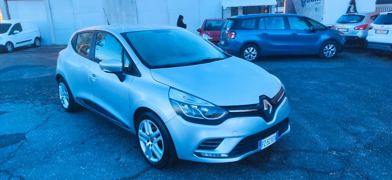 !P!R!O!M!O!Renault Clio 75 CV 5p NEOPATENTATI EURO6