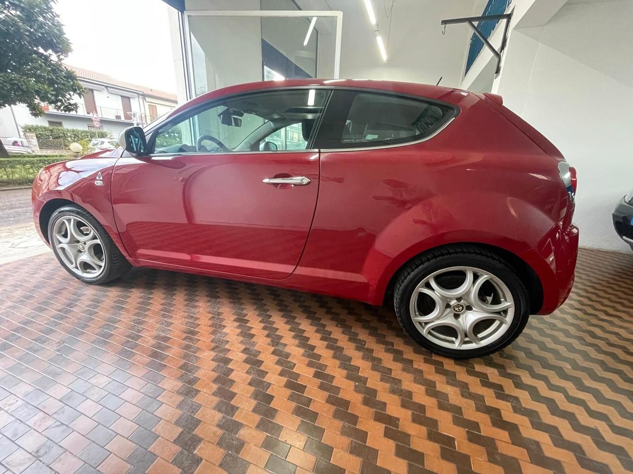 Alfa Romeo MiTo 1.4 T 135 CV GPL Distinctive Sport Pack