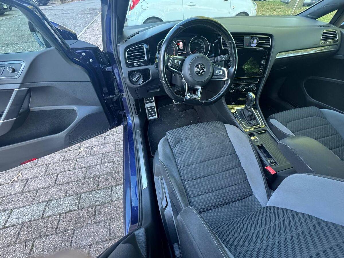 Volkswagen Golf 1.5 tsi Sport 150cv dsg