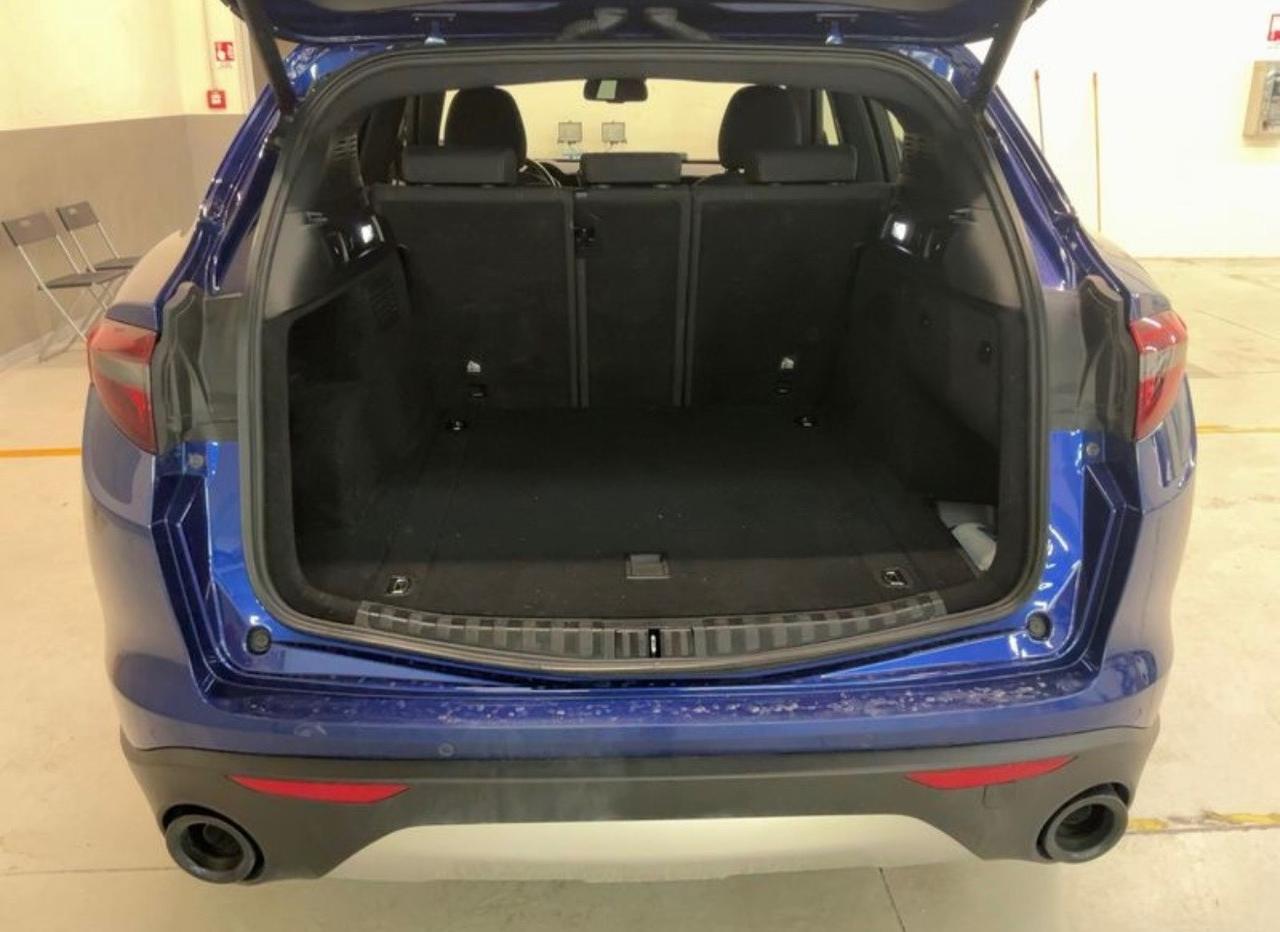 Alfa Romeo Stelvio 2.2 Turbodiesel 160 CV AT8 RWD Business