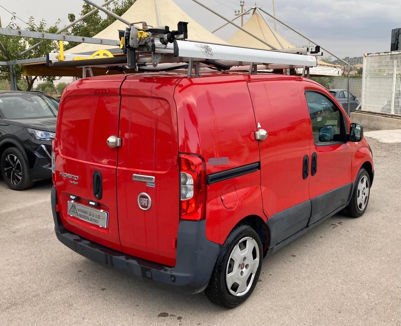 Fiat Fiorino 1.3 MJT 95CV Cargo Adventure Attrezzato