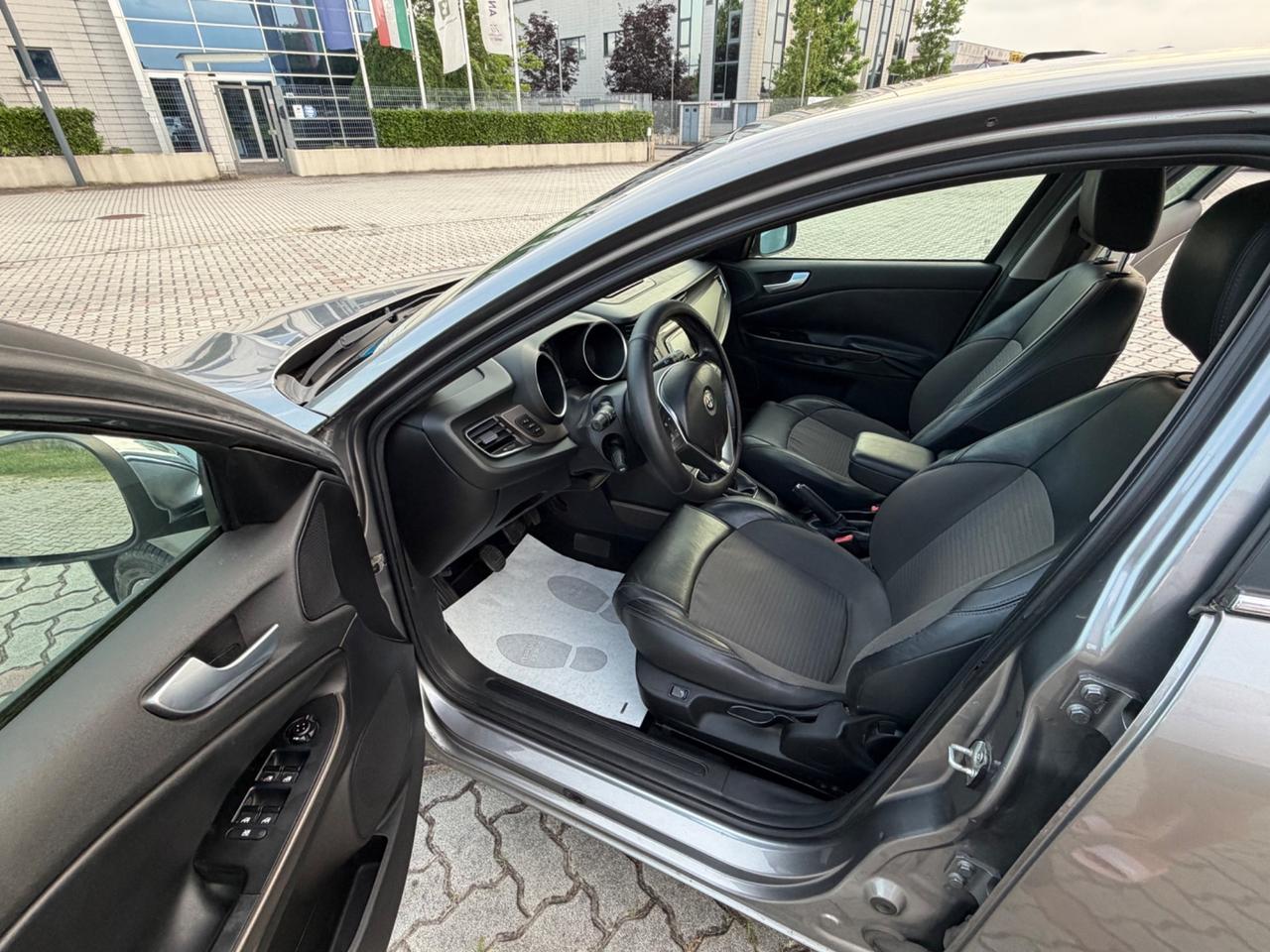 Alfa Romeo Giulietta 2.0 JTDm-2 150 CV Exclusive