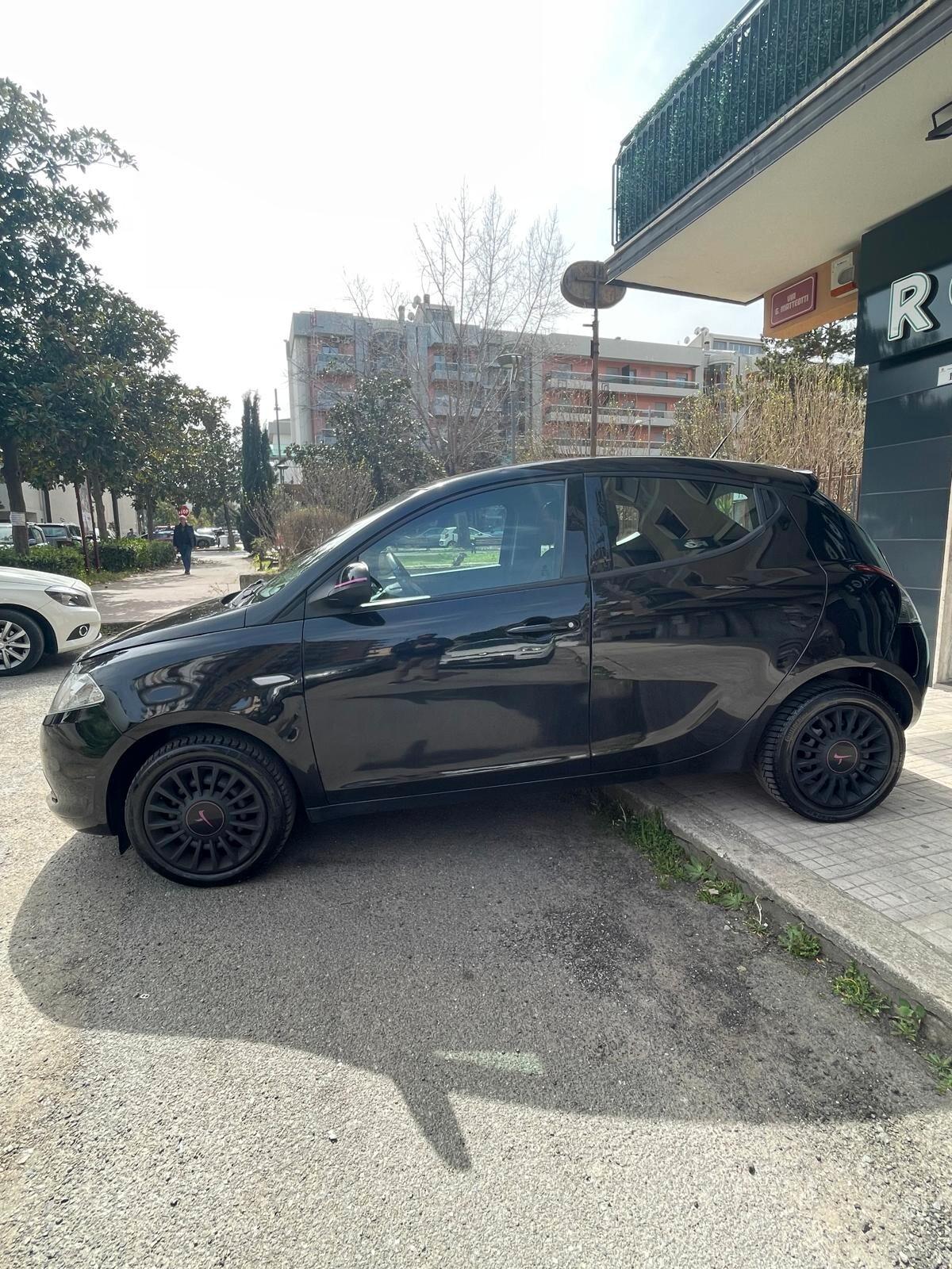 Lancia Ypsilon 1.3 MJT 16V 95 CV 5 porte S&S Elefantino