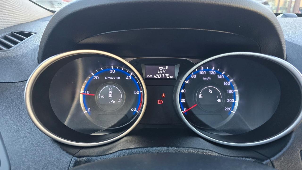Hyundai iX35 1.7 CRDi 2WD Xpossible