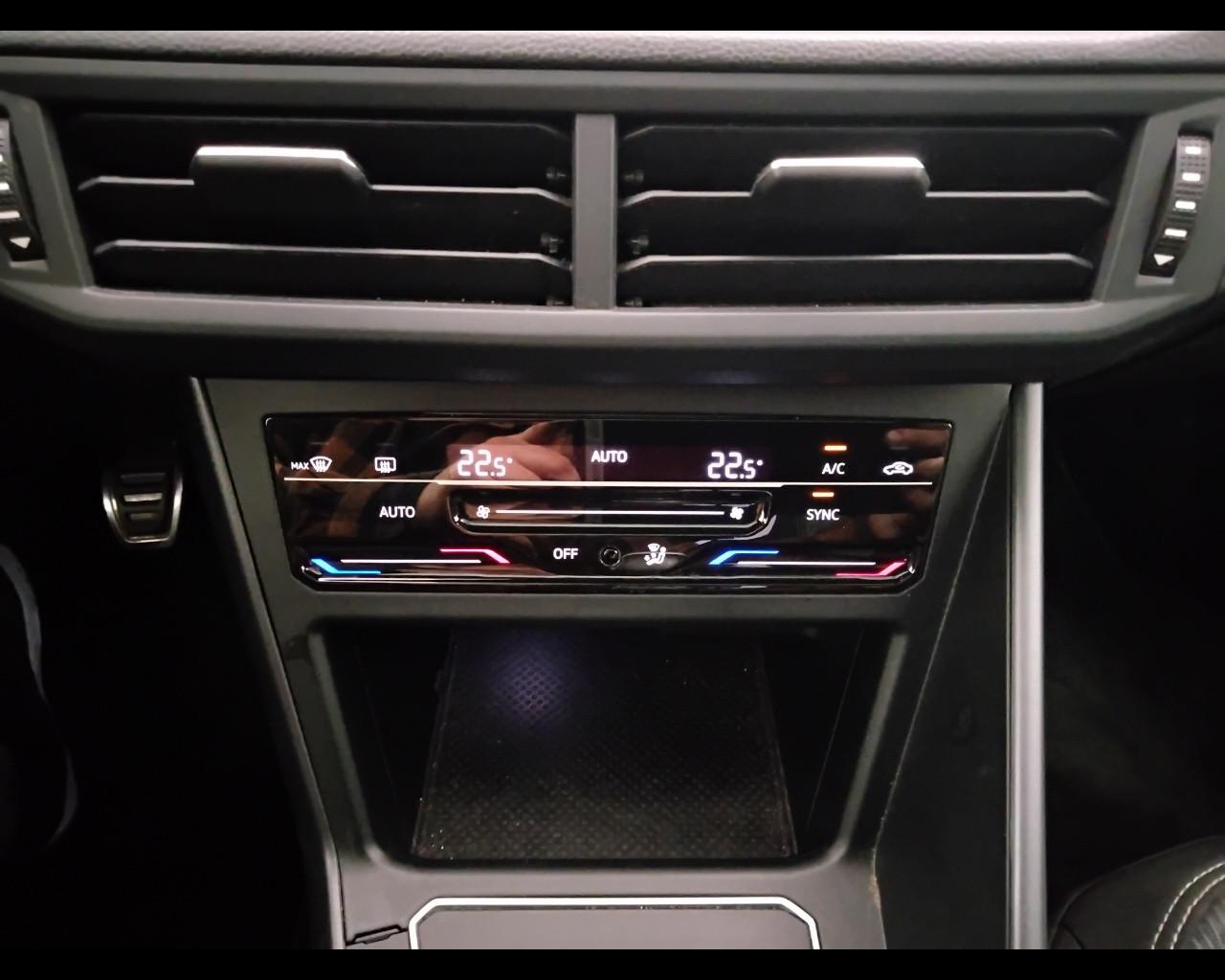 VOLKSWAGEN Taigo - Taigo 1.0 tsi R-Line 110cv