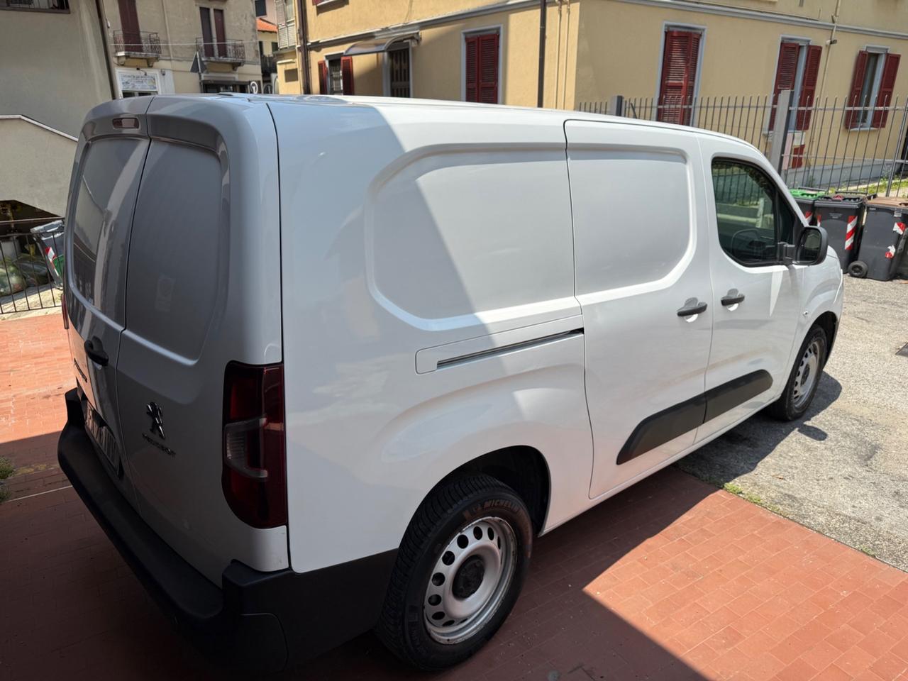 Peugeot Partner BlueHDi 130 EAT8 S&S PC Furgone Premium