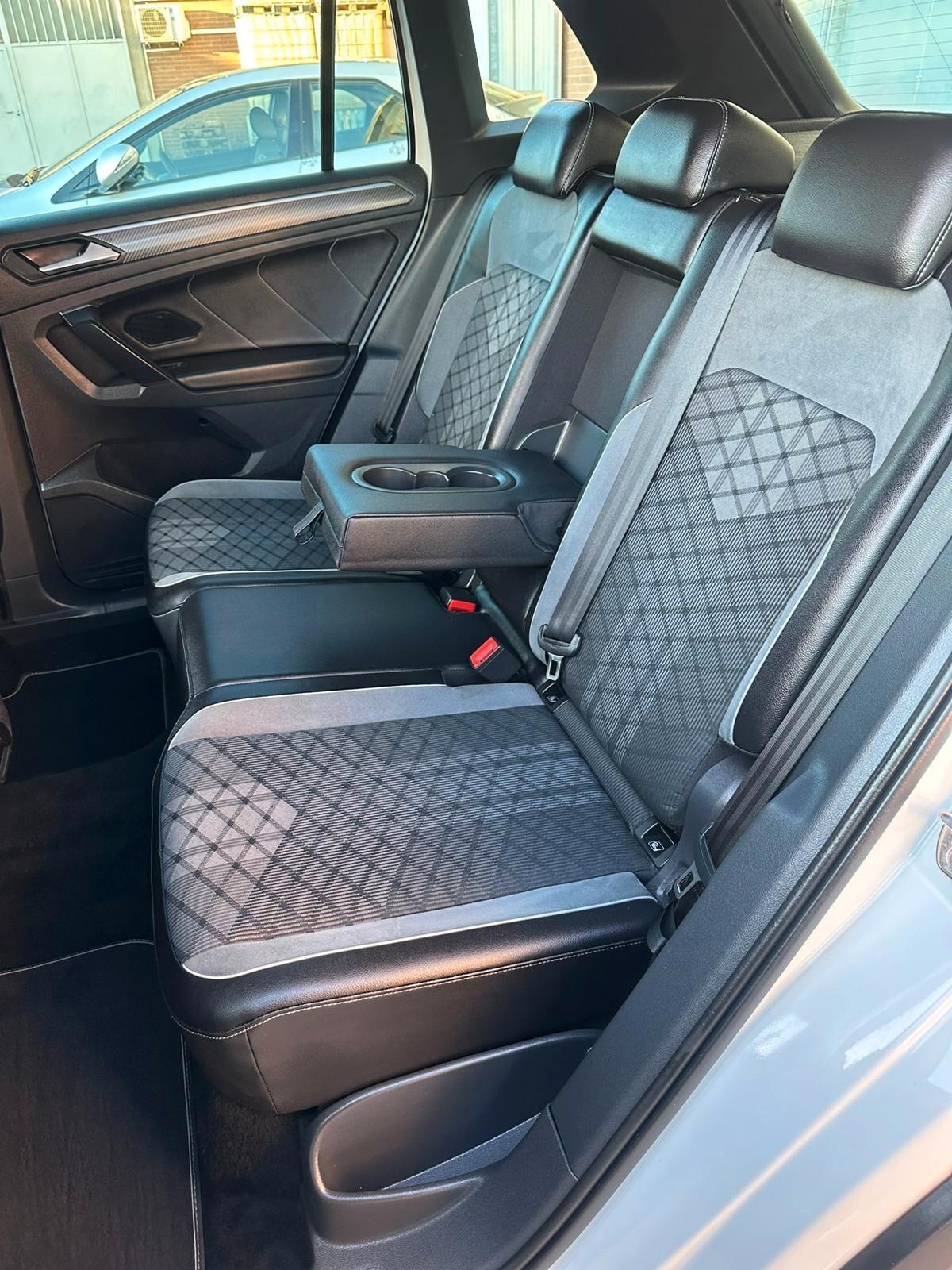 Volkswagen Tiguan 2.0 TDI 150 CV SCR DSG 4MOTION R-Line