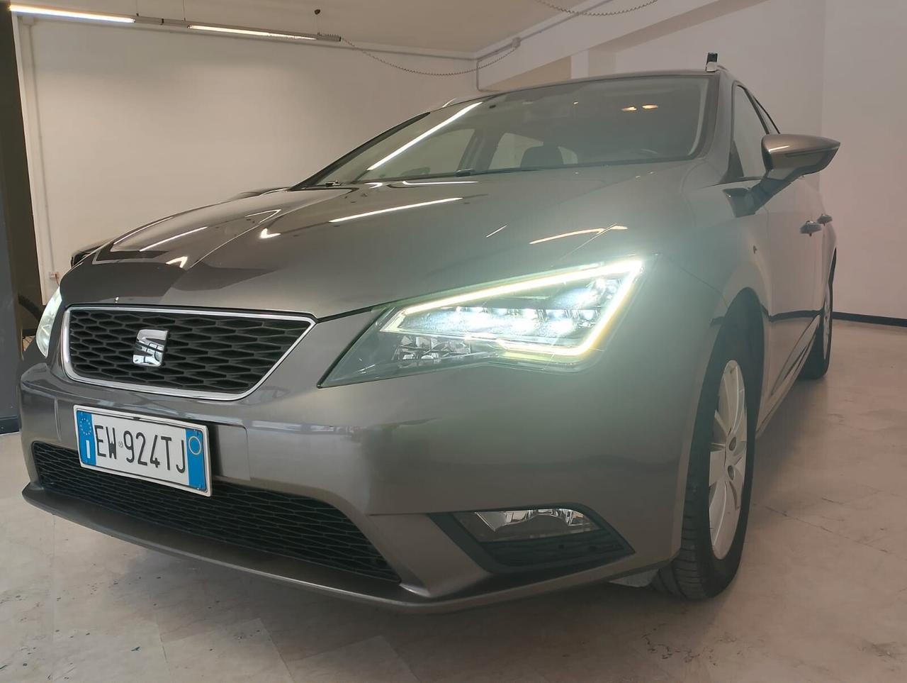 Seat Leon 1.6 TDI ST Style OK NEOPATENTATI