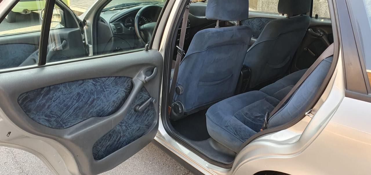 Fiat Marea 1.6i 16V cat Weekend ELX