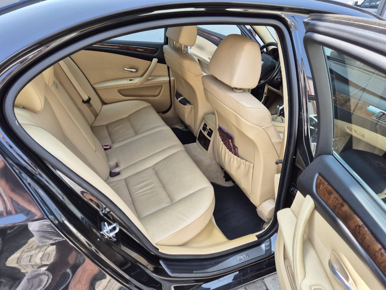 Bmw 525i Attiva