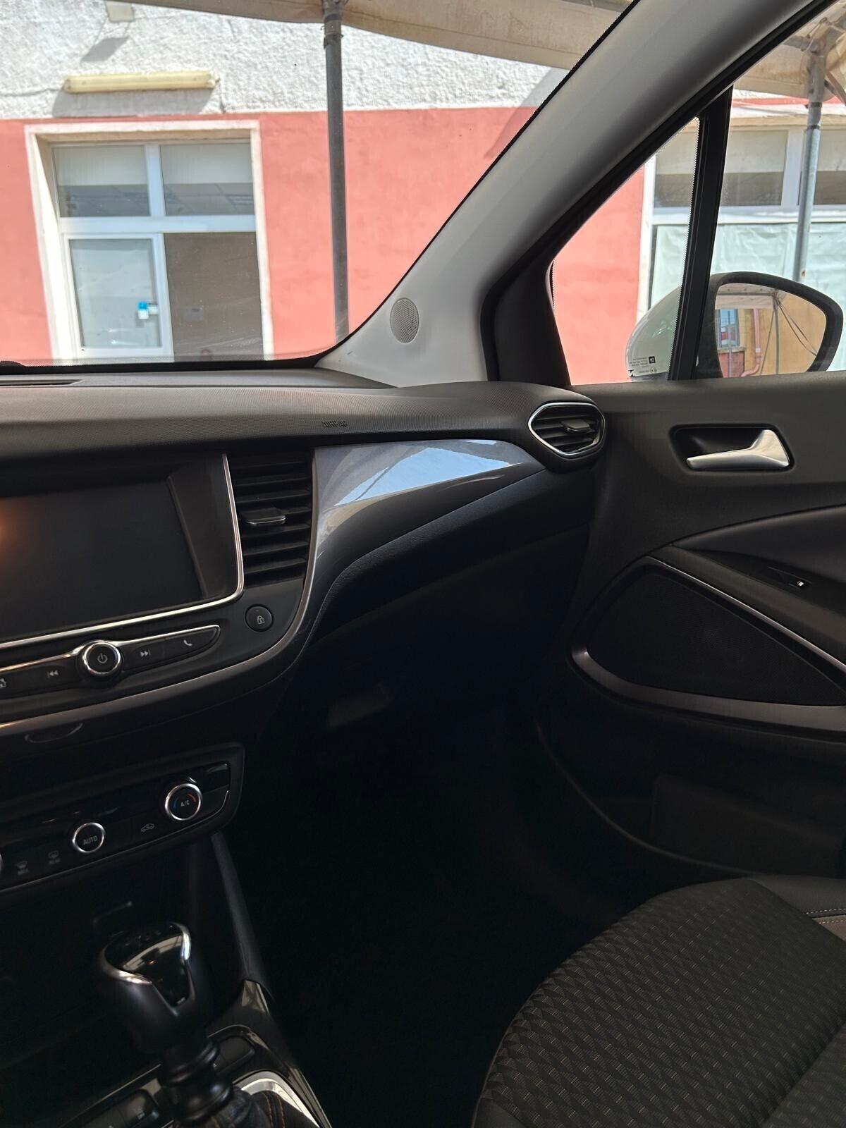 Opel Crossland Crossland X 1.5 ECOTEC D 120 CV Start&Stop aut. Innovation