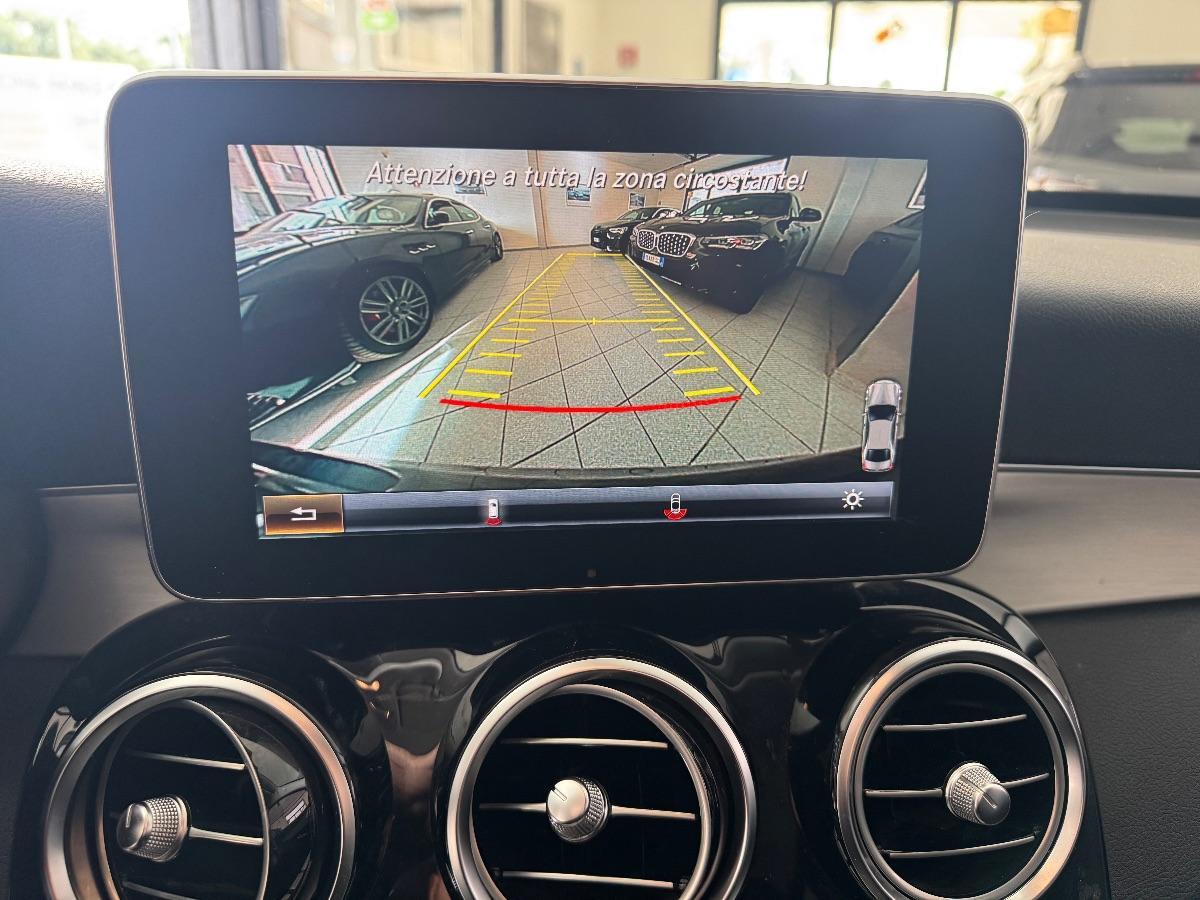 MERCEDES GLC coupé 220 d 4Matic Coupé Premium LED/ RETROCAMERA