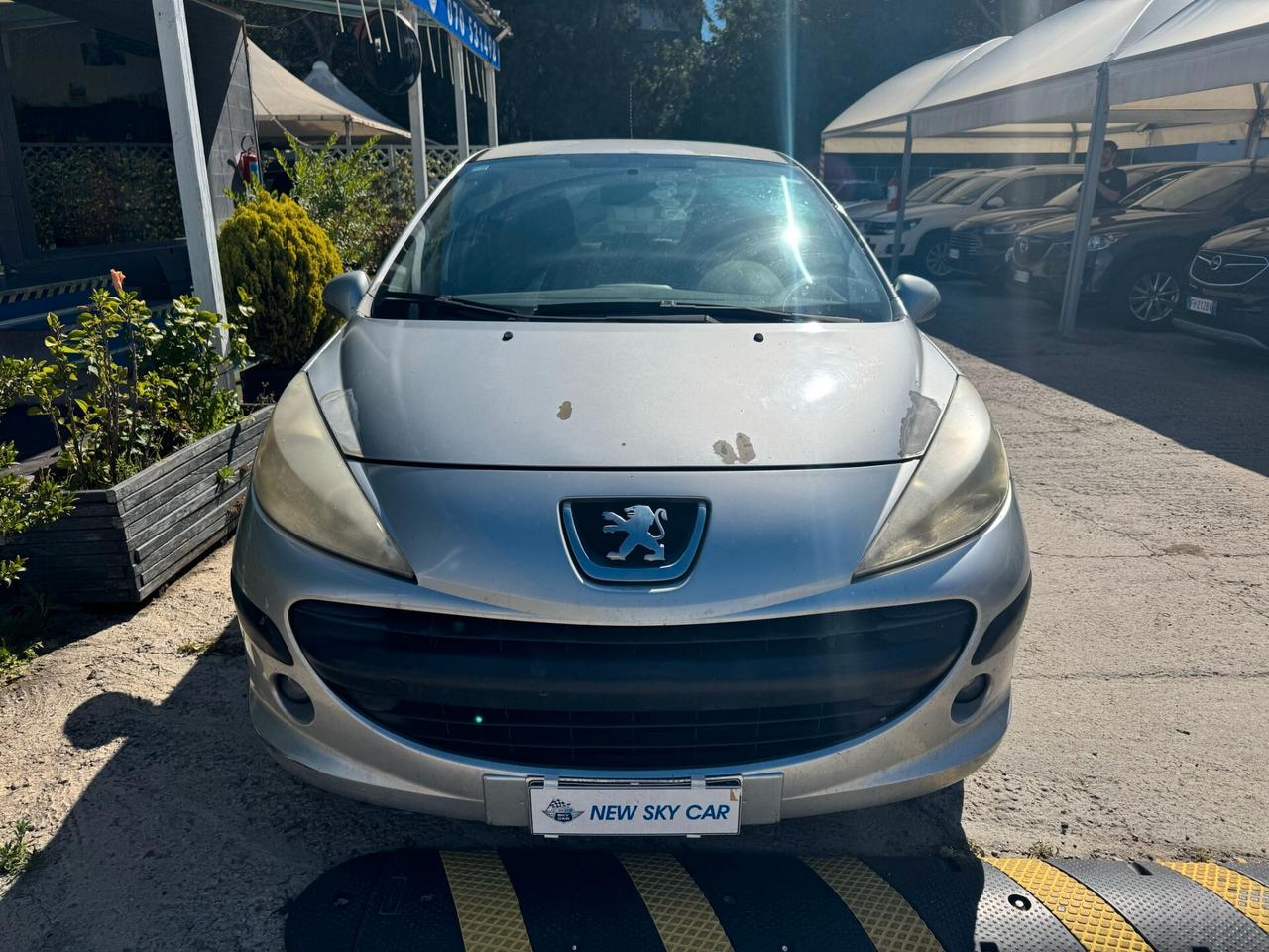 Peugeot 207 1.4 HDi 70CV 5p.