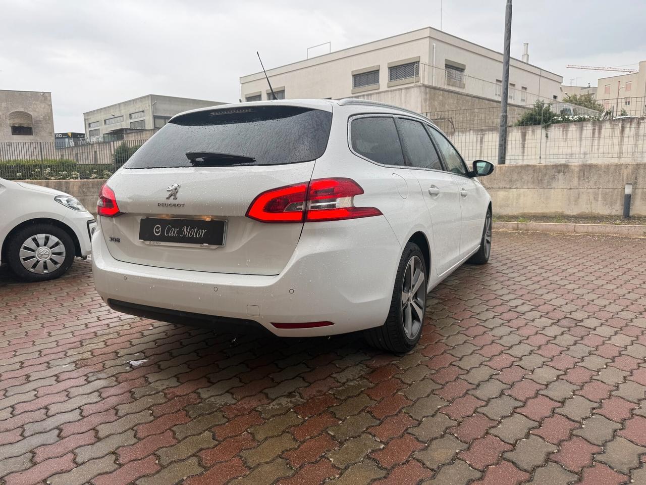 Peugeot 308 BlueHDi 120 S&S SW Allure Pelle Navi FullLed