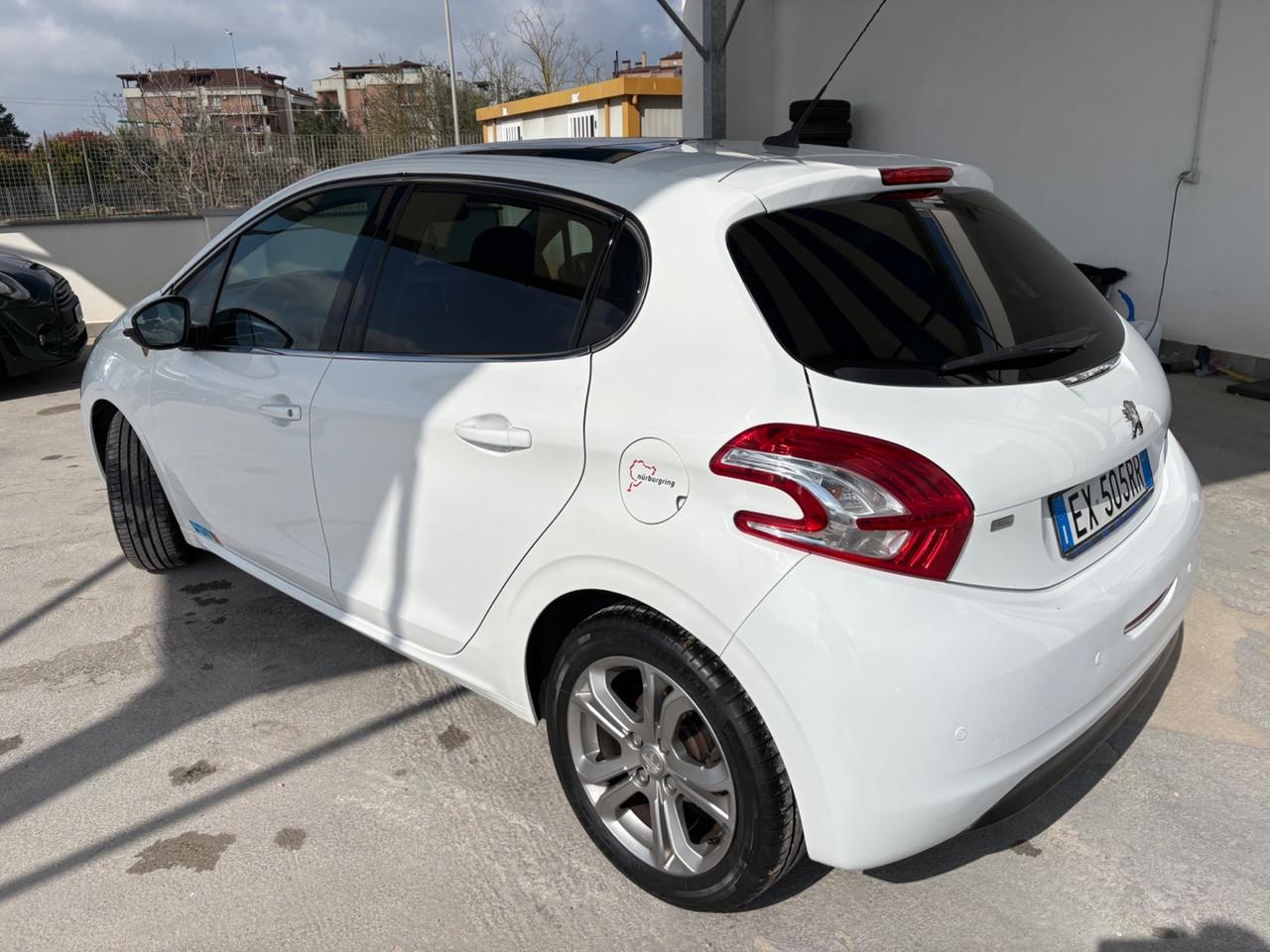 Peugeot 208 BlueHDi 120 5p Allure TETTO PANORAMICO