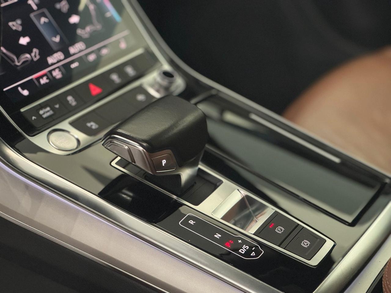 Audi Q8 50 TDI 286 CV quattro tiptronic Sport
