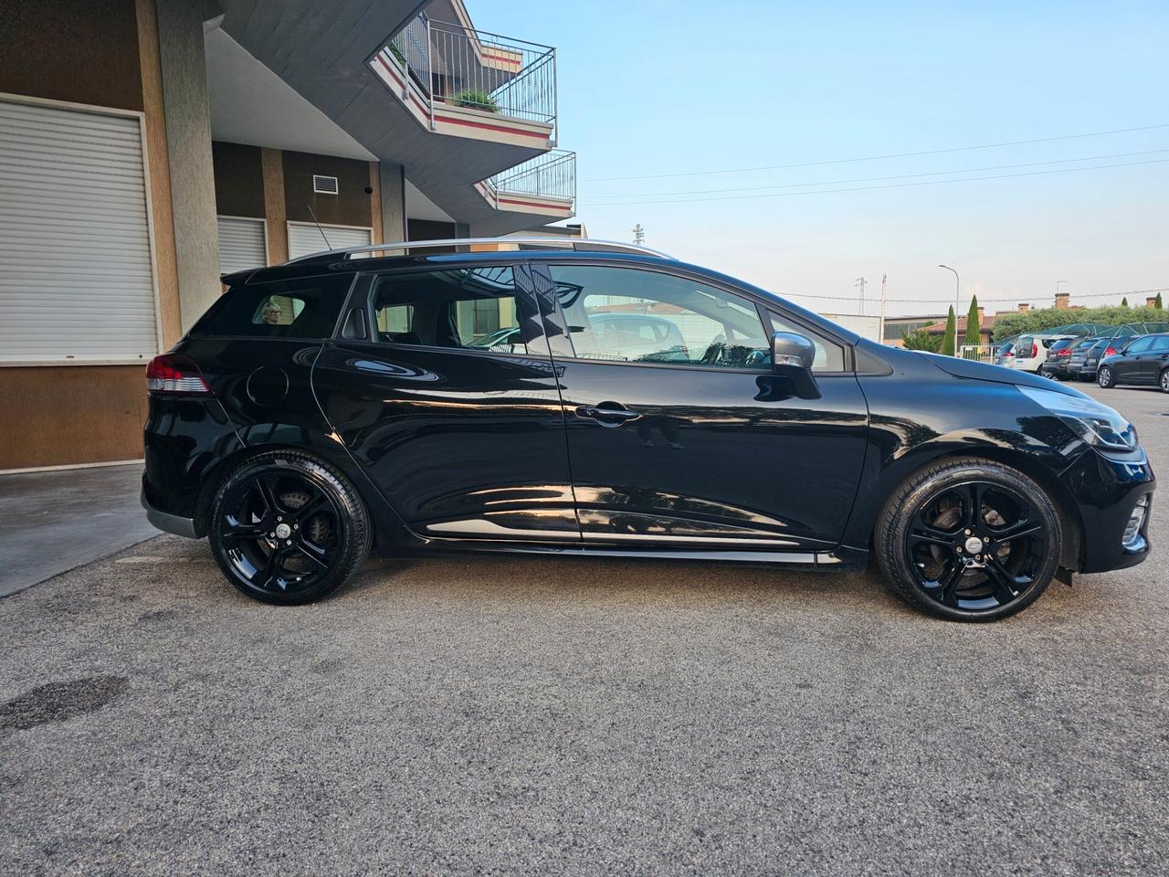 Renault Clio Sporter 1.2 TCe 120CV EDC GT