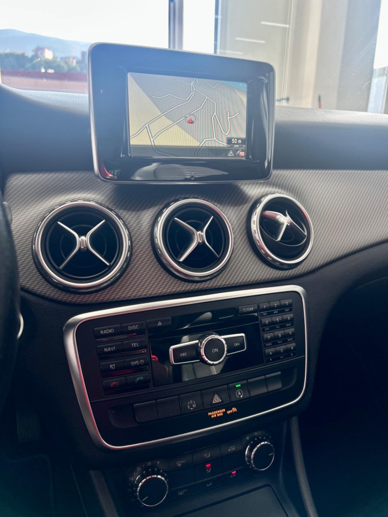 Mercedes-benz GLA 200 d Sport FINANZIABILE