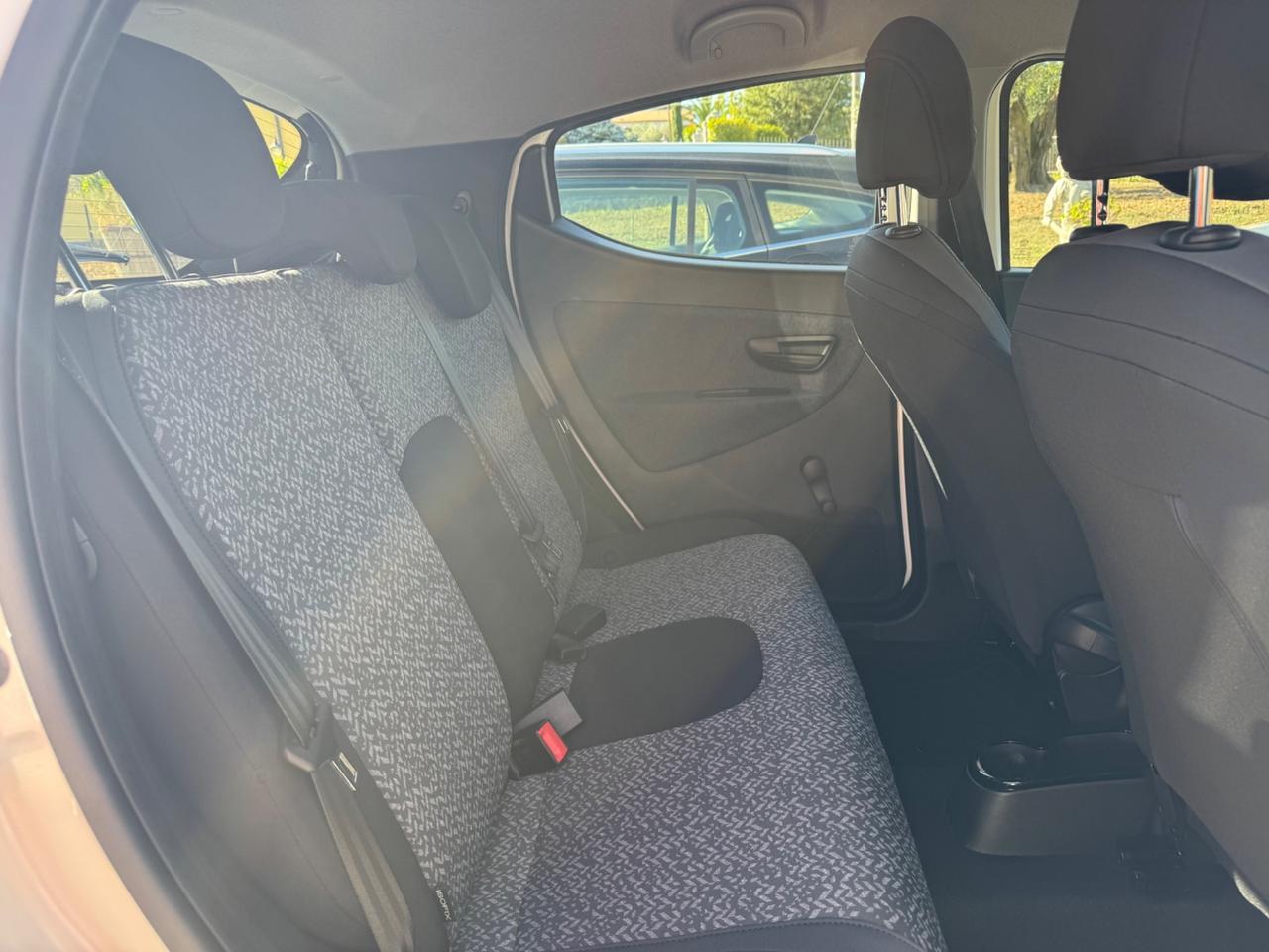 Lancia Ypsilon 1.2 69 CV 5 porte S&S Gold