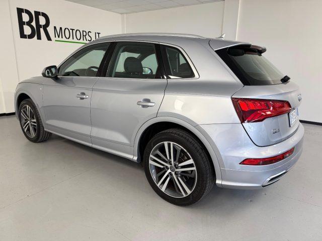 AUDI Q5 2.0 TDI quattro S tronic S Line Sline