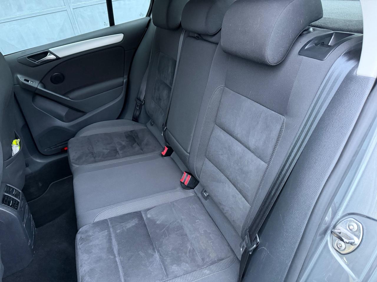 Volkswagen Golf 1.6 TDI DPF DSG 5p. Highline