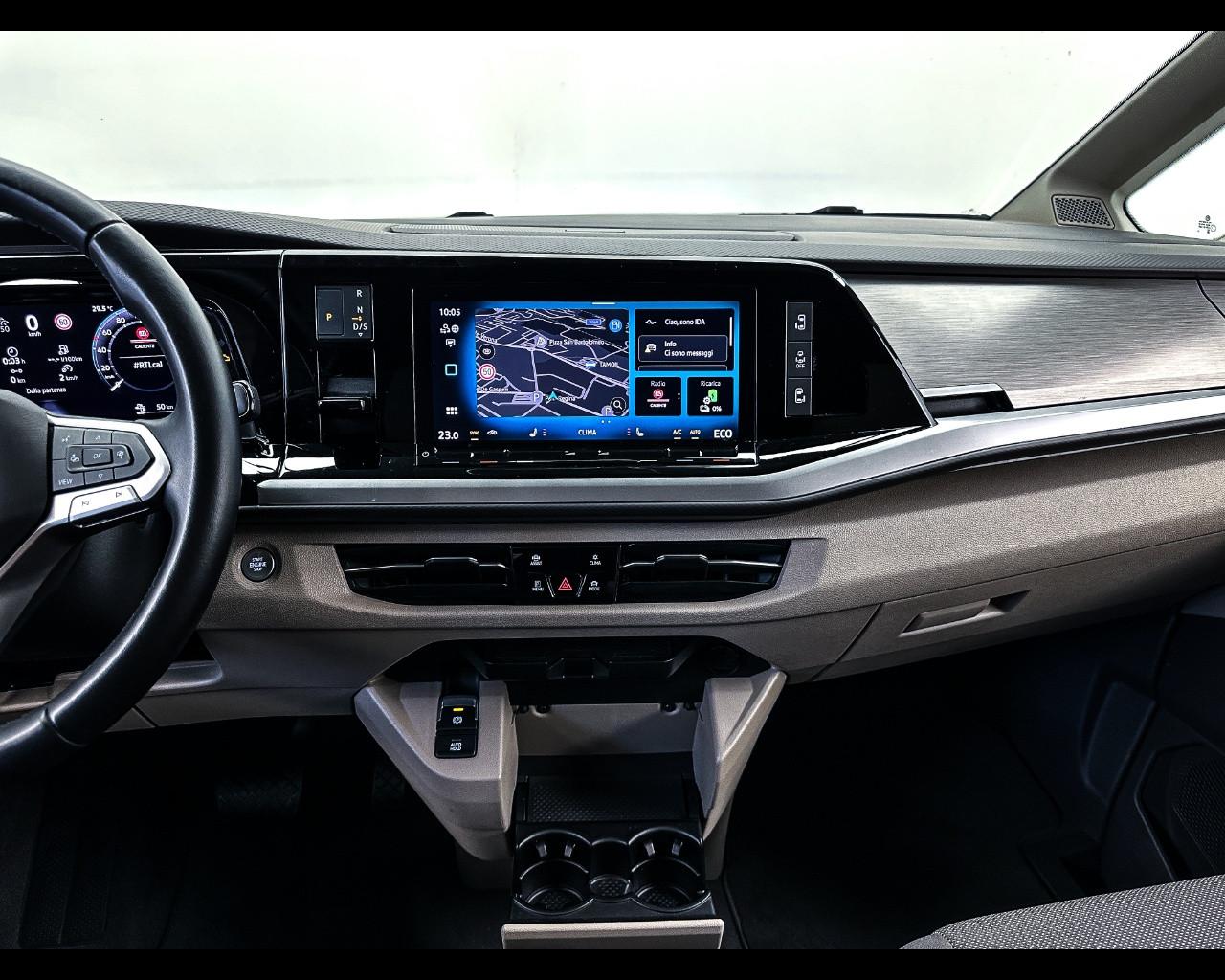 VOLKSWAGEN Multivan 7ª '21-> - Multivan 1.5 PHEV DSG 4Motion Life