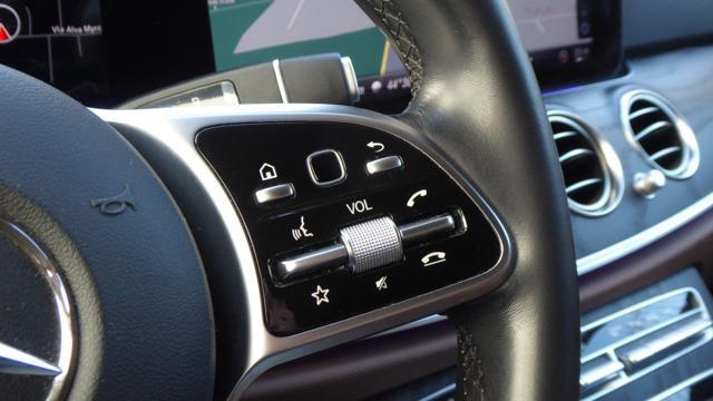MERCEDES-BENZ E 220 d S.W. 4Matic Auto Premium AMG