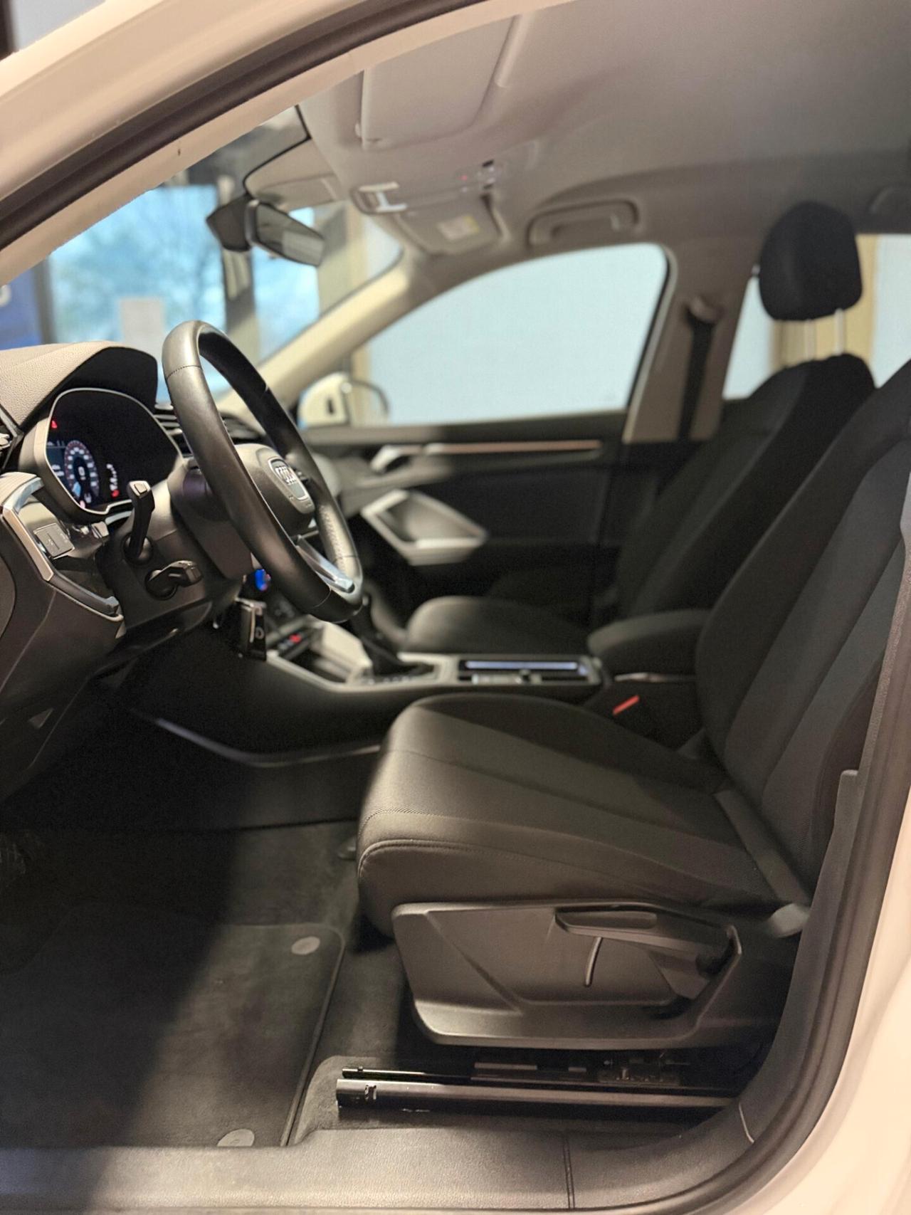 Audi Q3 35 TDI quattro S tronic