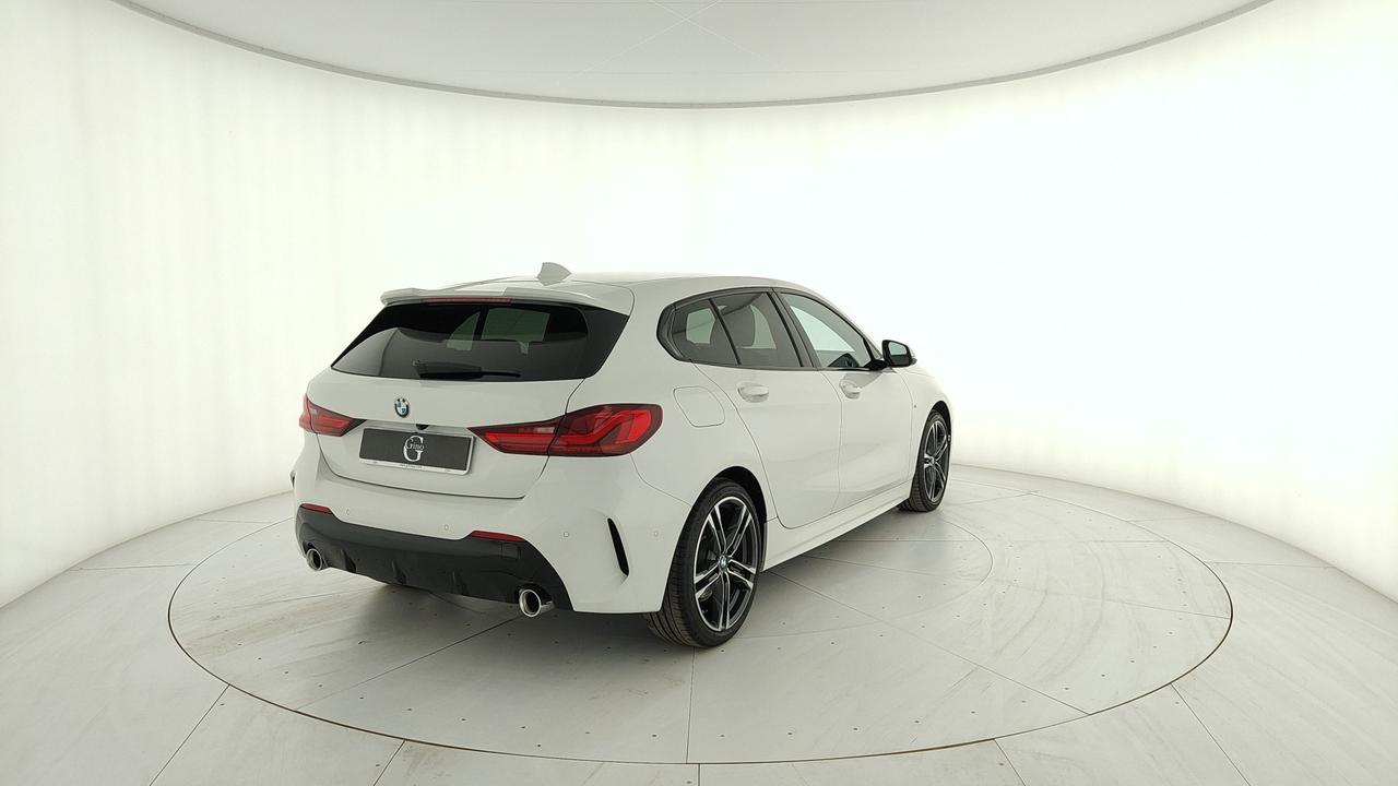 BMW Serie 1 F40 - 118d Msport auto