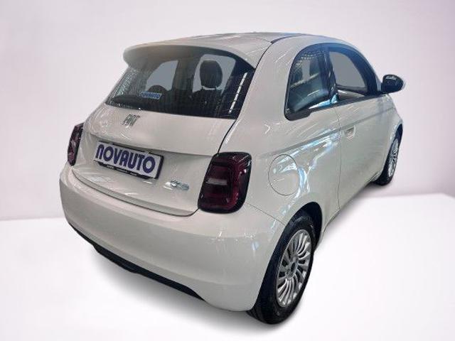 FIAT 500e 3+1 23,8 kWh