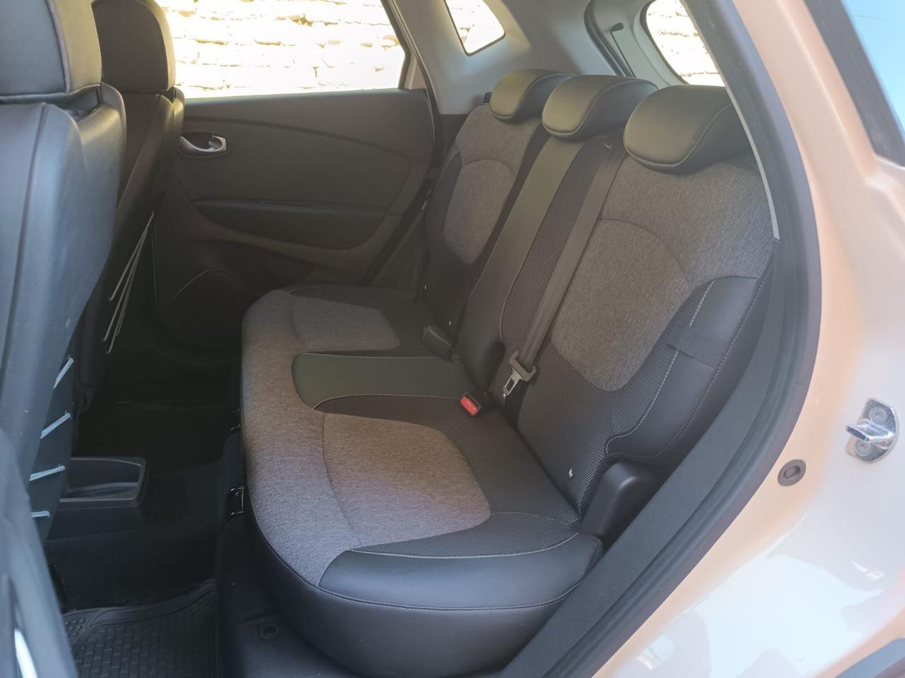 Renault Captur dCi 8V 90 CV Sport Edition2