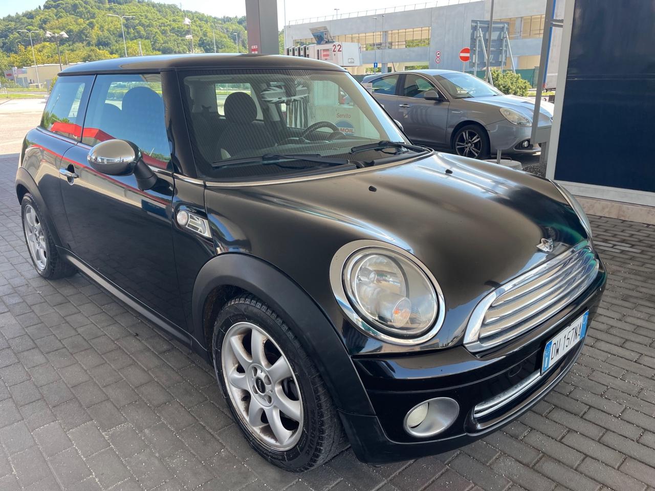 MINI COOPER ONE NEOPATENTATI 1.6 BENZINA/GPL 167.000 KM 2009.