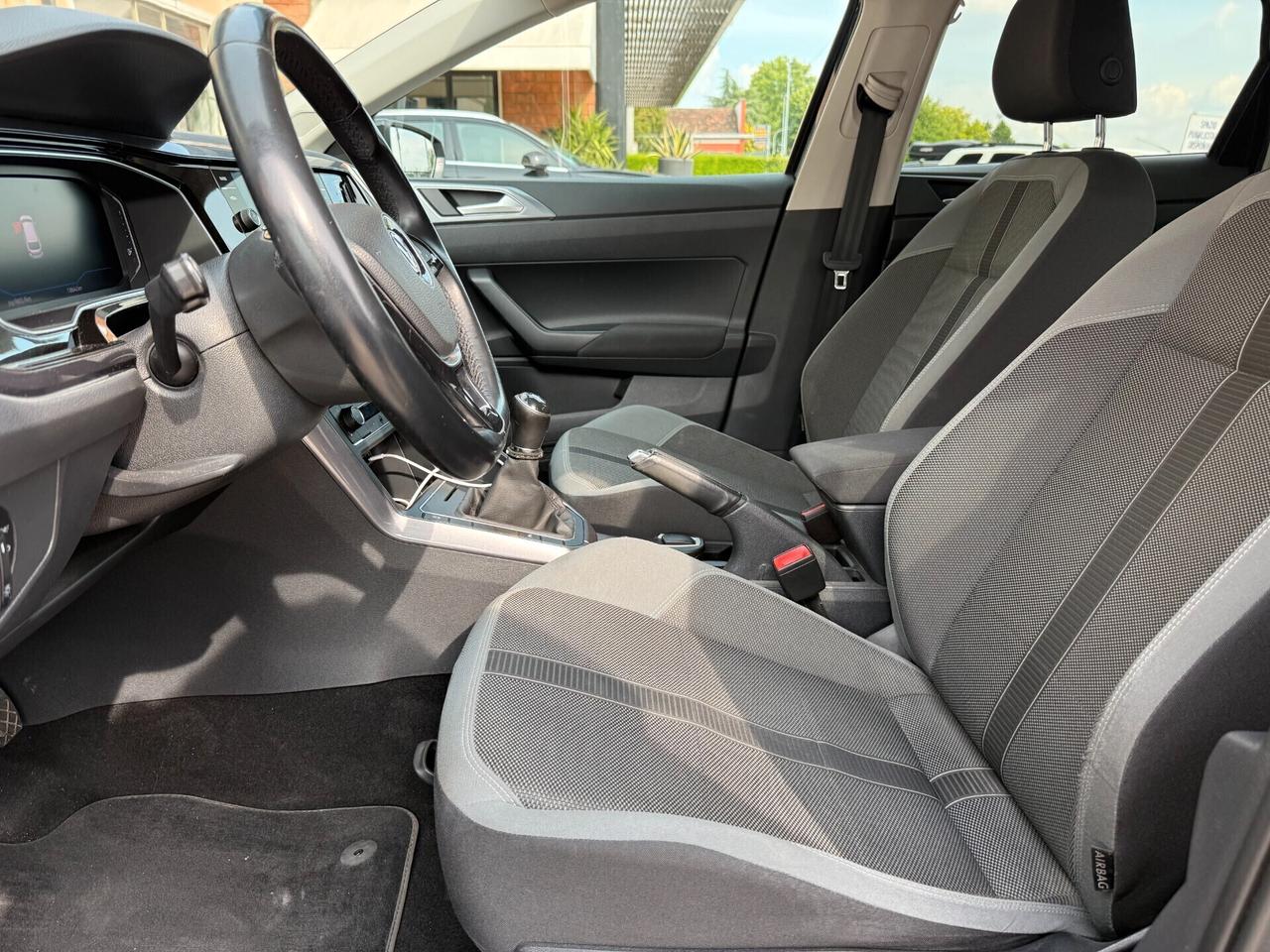 Volkswagen Polo 1.0 TSI 5p. R LINE