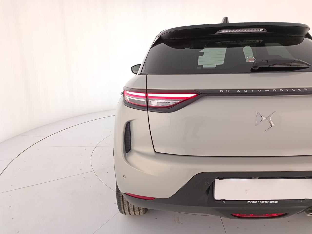 DS DS 3 Esprit de Voyage Puretech 130 cv automatico
