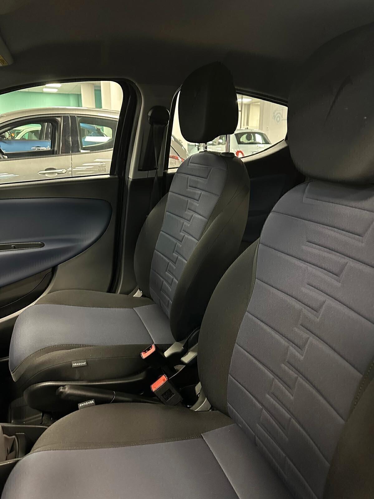 Lancia YPSILON 1.0 Platino 2024 KM AZIEND TELECAMERA