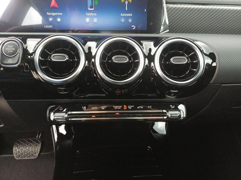 Mercedes-Benz Classe A A 180 d Progressive Advanced