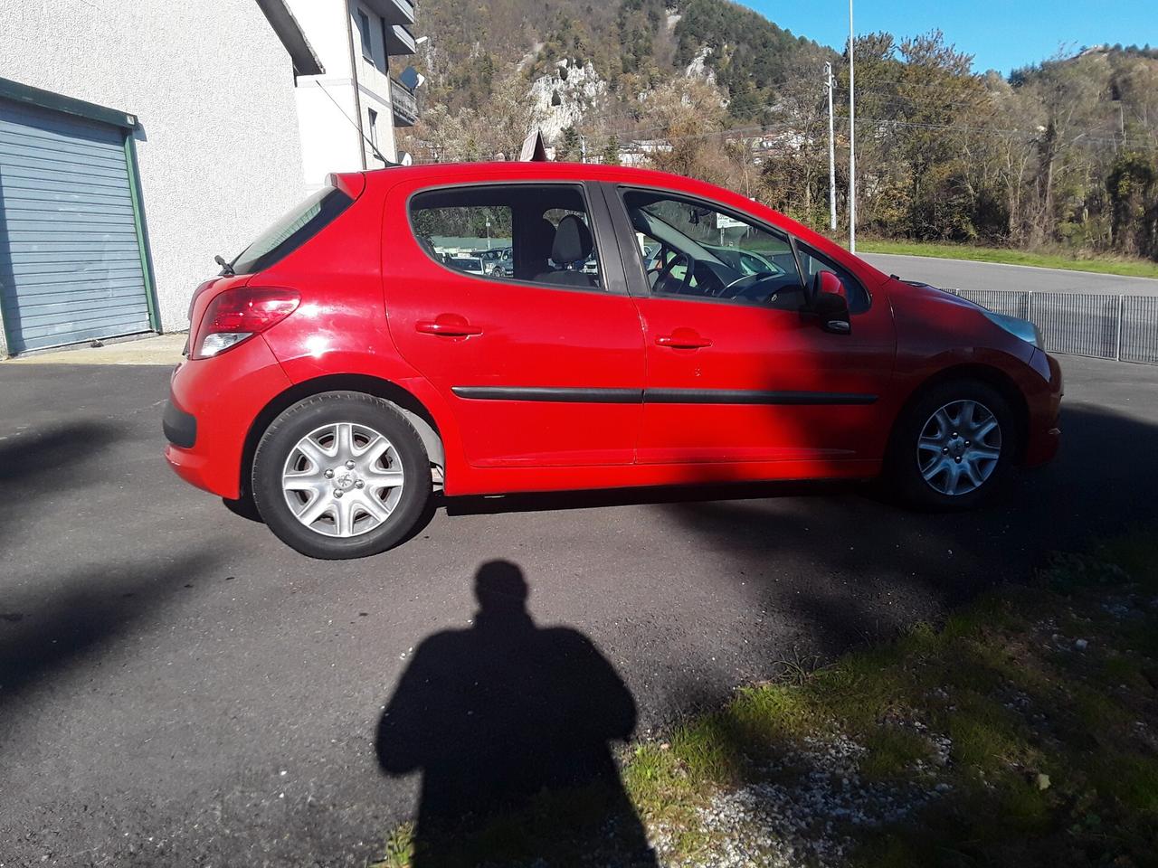 Peugeot 207 1.4 8V 75CV 5p. X Line ECO GPL
