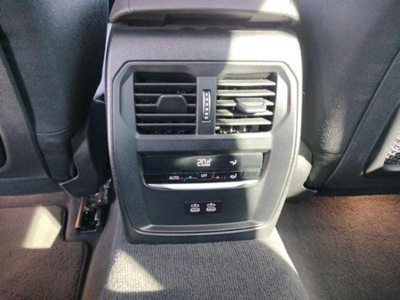 BMW Serie 3 320d 48V xDrive Touring Business Advantage