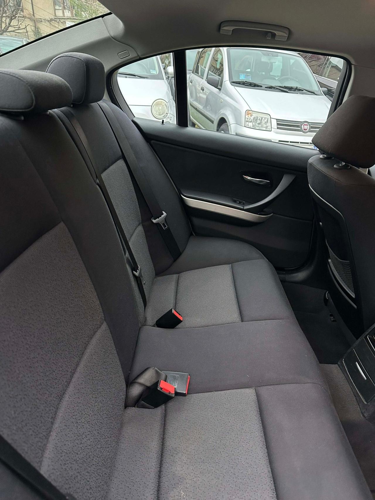 Bmw 320d FUTURA KMCERT GARANZ UNICOPR