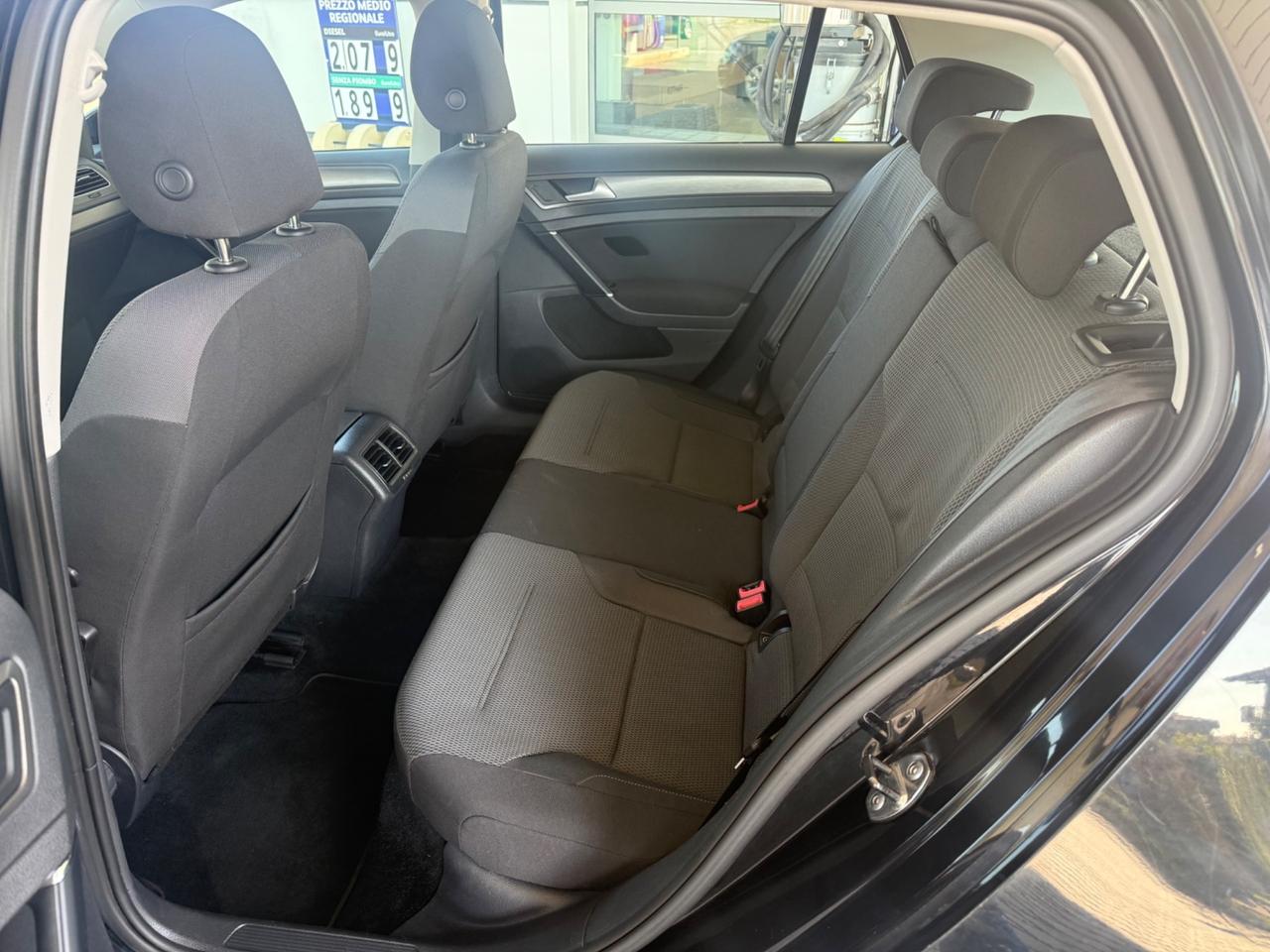 Volkswagen Golf Business 1.6 TDI 5p. Highline