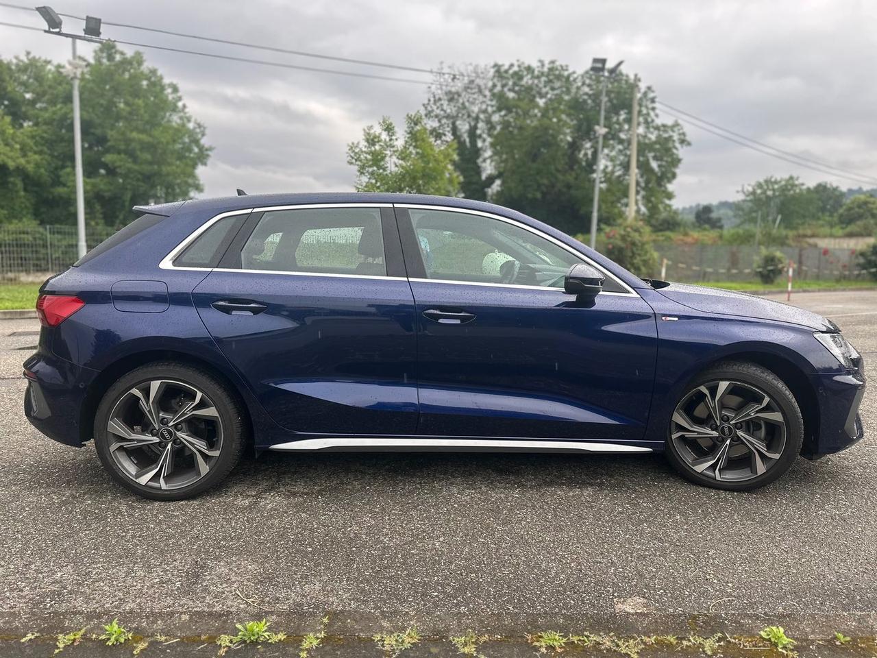 Audi A3 S Line Edition 1.5 30 g-tron #5730