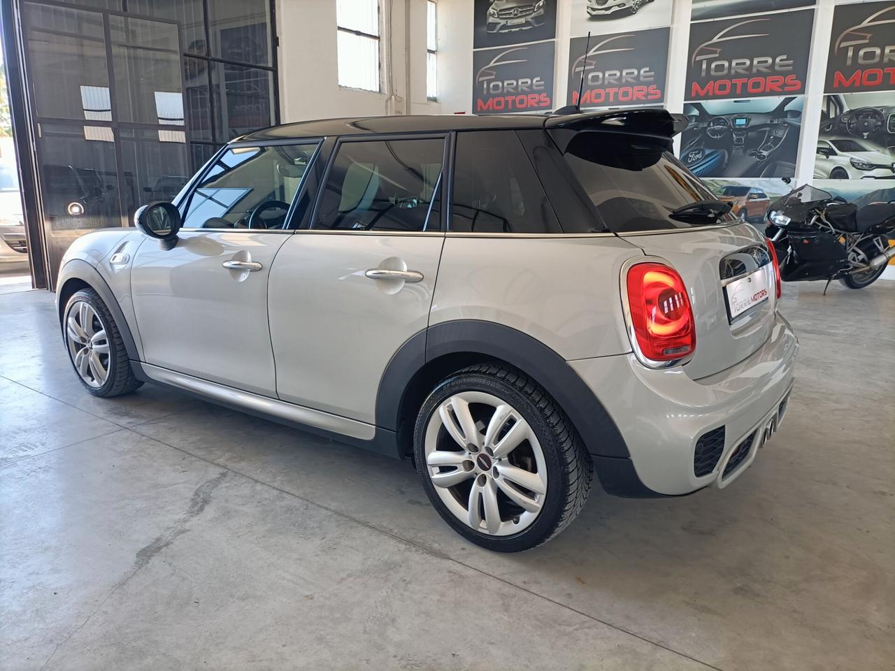 Mini Mini 2.0 Cooper SD Hype Auto 5 porte 01/2017