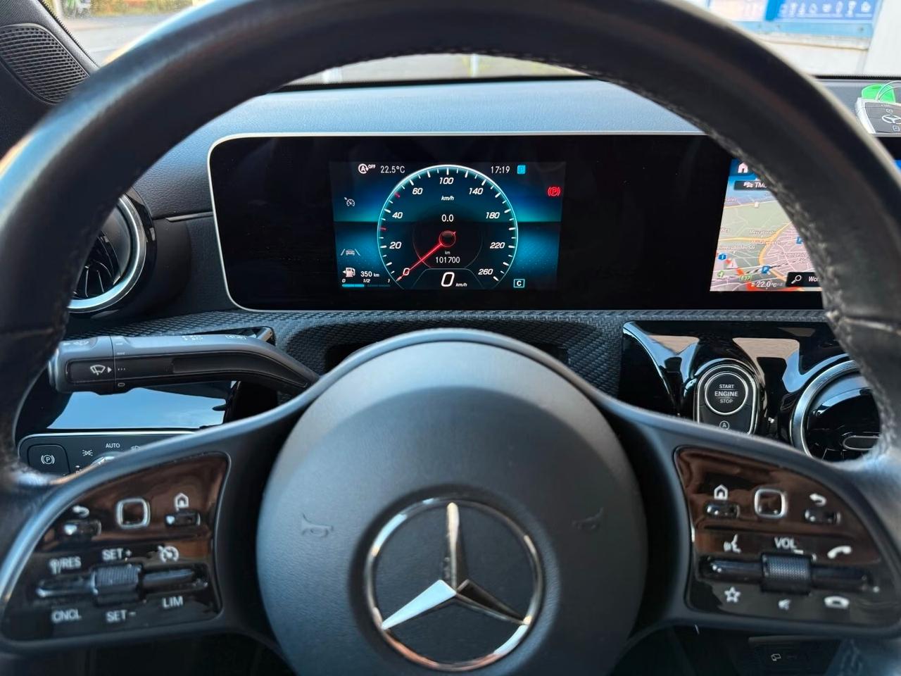 Mercedes-benz CLA 180 d Coupé Telecamera LED ParkAssist Navigazione