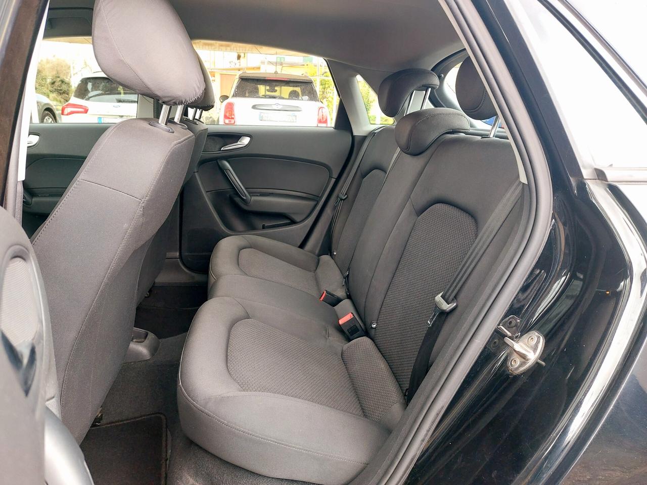 Audi A1 Sportback 1.4 TDI 90 CV Attraction - 2015